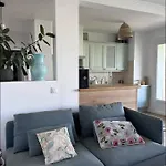 Lumineux Et Calme Avec Terrasse - Parking Gratuit