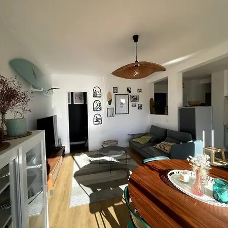 Lumineux Et Calme Avec Terrasse - Parking Gratuit Apartment *